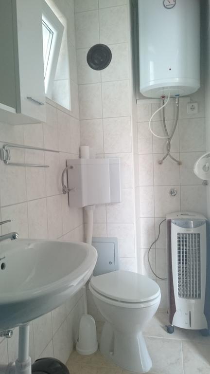 Apartments Mas-Rafaj Vir Dış mekan fotoğraf