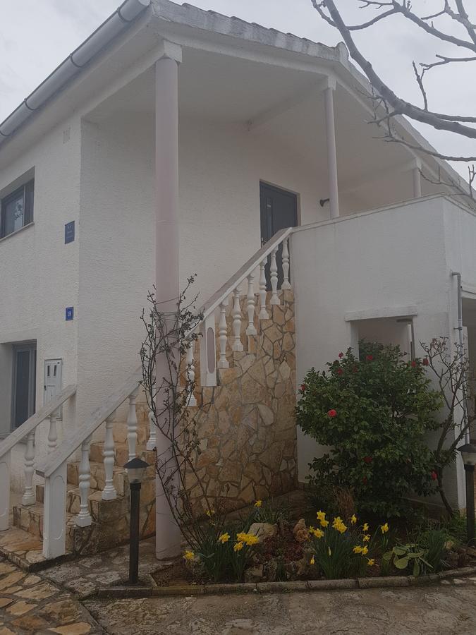 Apartments Mas-Rafaj Vir Dış mekan fotoğraf